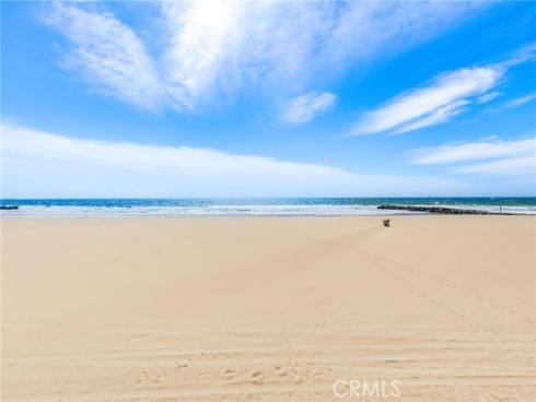 3012 W Oceanfront  , Newport Beach, CA