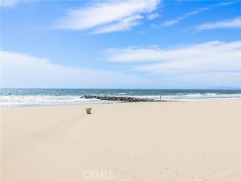 3012 W Oceanfront  , Newport Beach, CA