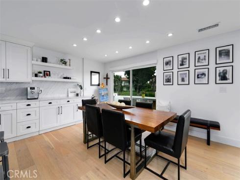 2111 Vista Entrada , Newport Beach, CA