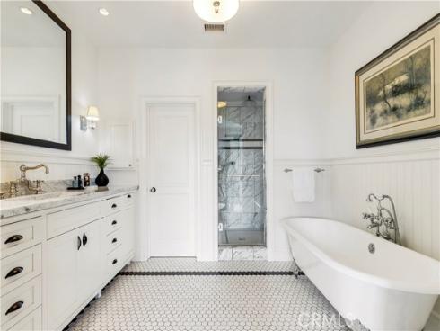 321 Fullerton Avenue, Newport Beach, CA