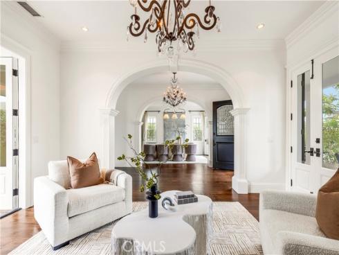 321 Fullerton Avenue, Newport Beach, CA