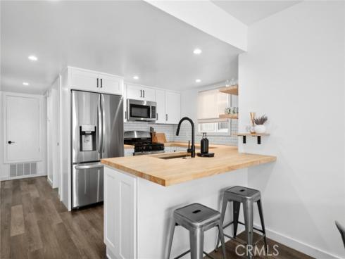 207  Colton   Street, Newport Beach, CA