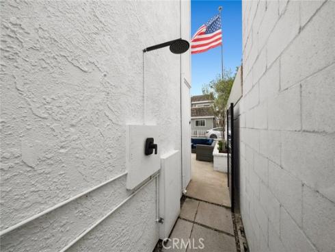 207  Colton   Street, Newport Beach, CA