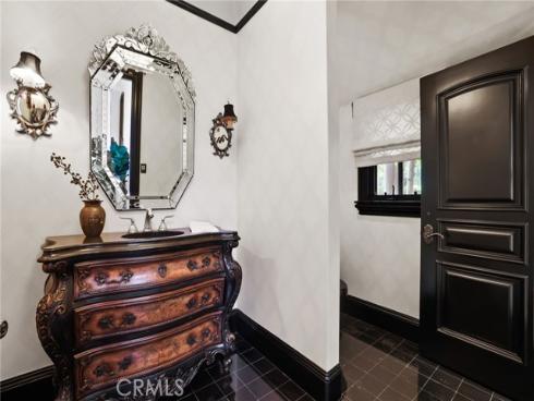 20 Cherry Hills Lane, Newport Beach, CA