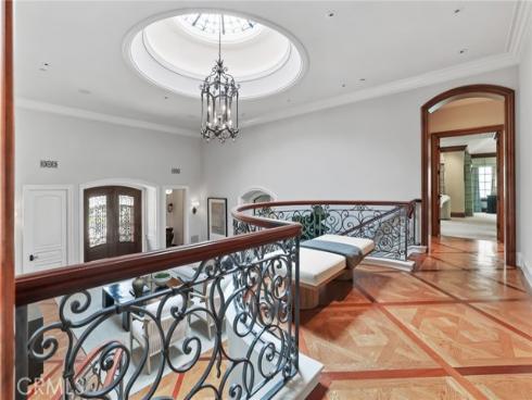 20 Cherry Hills Lane, Newport Beach, CA