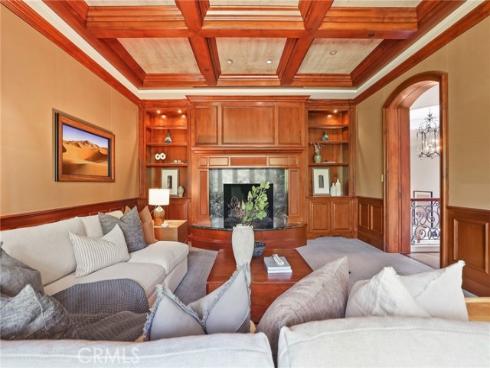 20 Cherry Hills Lane, Newport Beach, CA