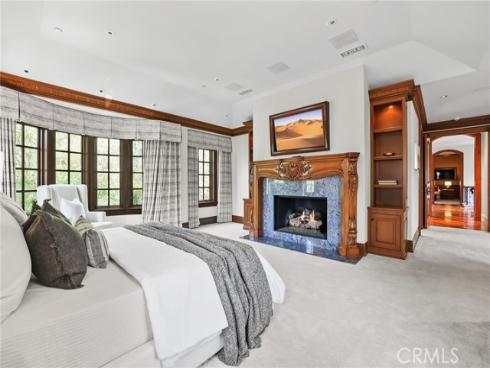 20 Cherry Hills Lane, Newport Beach, CA