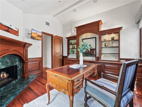 20 Cherry Hills Lane, Newport Beach, CA