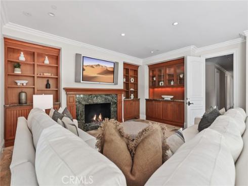 20 Cherry Hills Lane, Newport Beach, CA