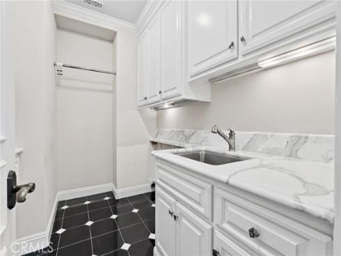 20 Cherry Hills Lane, Newport Beach, CA