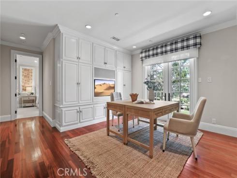 20 Cherry Hills Lane, Newport Beach, CA