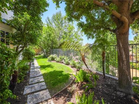 20 Cherry Hills Lane, Newport Beach, CA