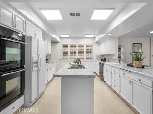 1812 Tradewinds Lane, Newport Beach, CA