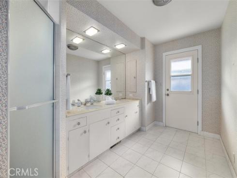 1812 Tradewinds Lane, Newport Beach, CA