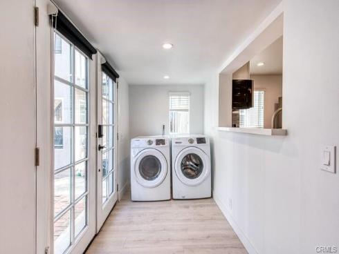 1825 W Balboa BLVD, Newport Beach, CA