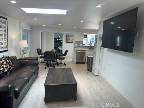 1825 W Balboa BLVD, Newport Beach, CA