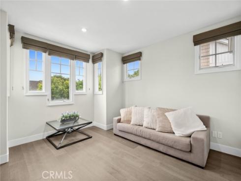 71 Old Course Drive, Newport Beach, CA