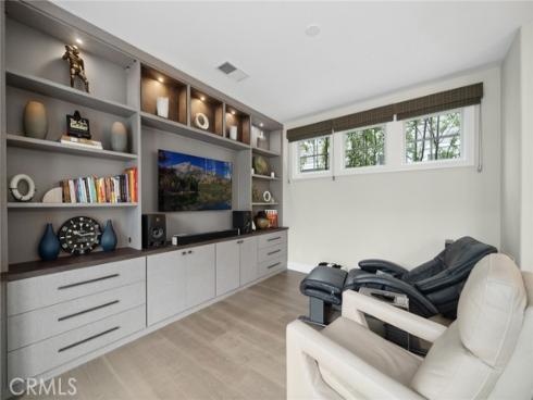 71 Old Course Drive, Newport Beach, CA