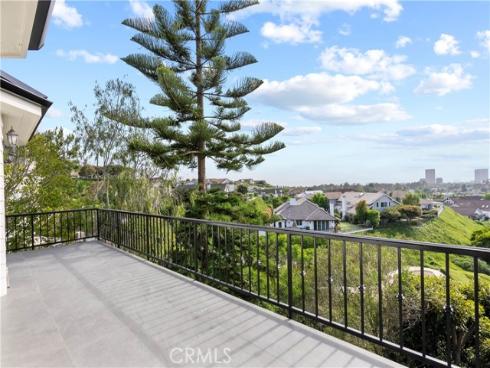 7 Belmont , Newport Beach, CA
