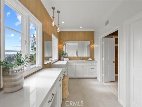 7 Belmont , Newport Beach, CA