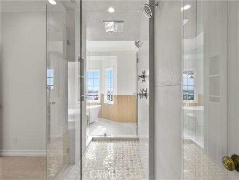 7 Belmont , Newport Beach, CA