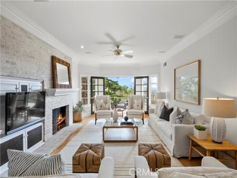 7 Belmont , Newport Beach, CA