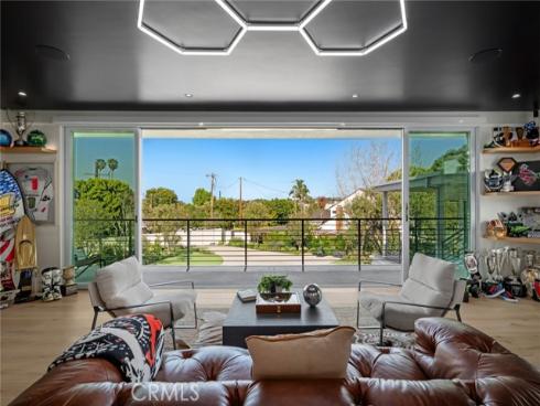 2301 Santiago Drive, Newport Beach, CA