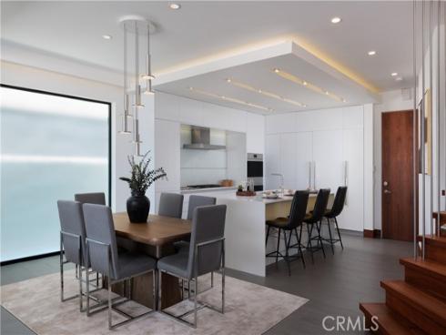 7104 W Oceanfront , Newport Beach, CA