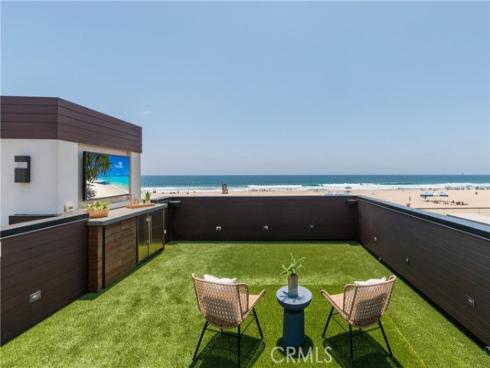 7104 W Oceanfront , Newport Beach, CA