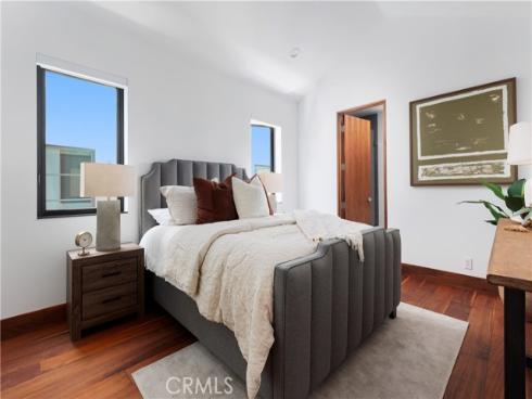 7104 W Oceanfront , Newport Beach, CA