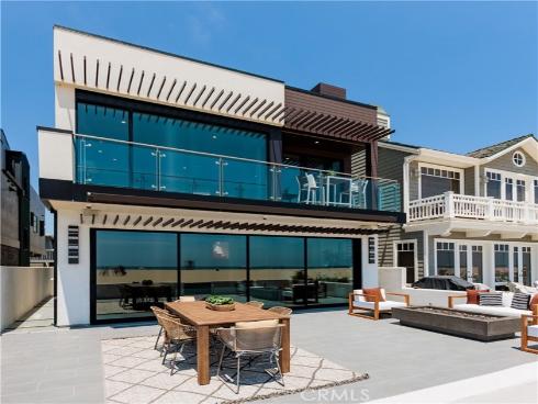 7104 W Oceanfront , Newport Beach, CA