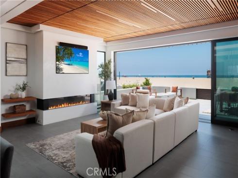 7104 W Oceanfront , Newport Beach, CA