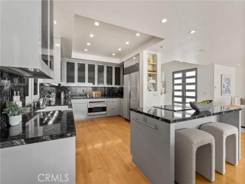 1554 E Oceanfront , Newport Beach, CA