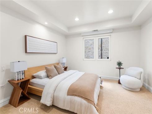 1554 E Oceanfront , Newport Beach, CA