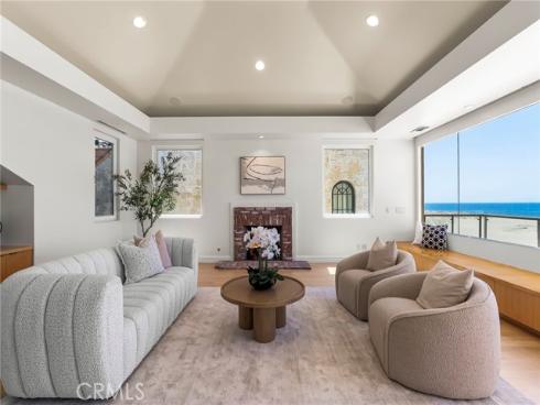 1554 E Oceanfront , Newport Beach, CA