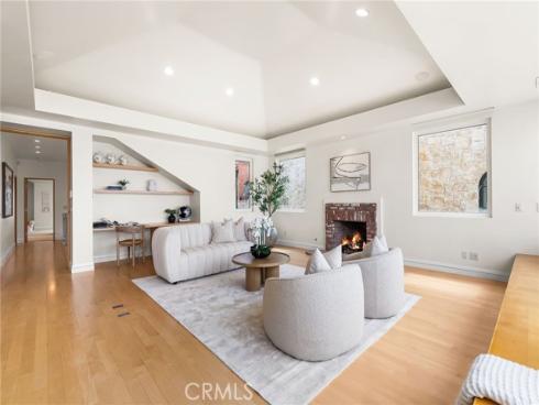 1554 E Oceanfront , Newport Beach, CA