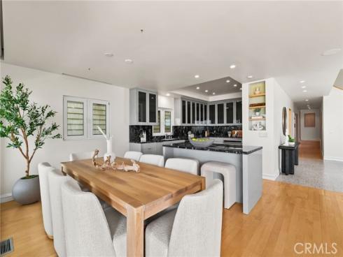 1554 E Oceanfront , Newport Beach, CA