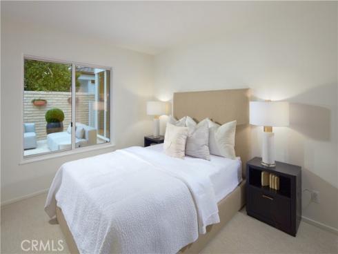 29  Linda   Isle, Newport Beach, CA