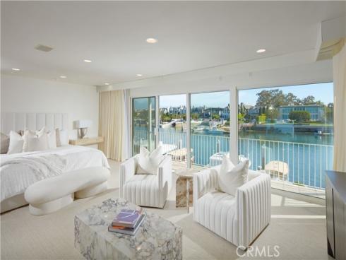 29  Linda   Isle, Newport Beach, CA