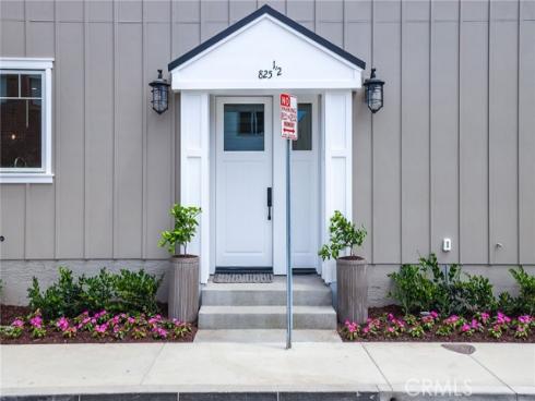 825 W Bay  B  Avenue, Newport Beach, CA