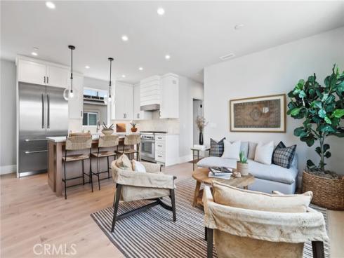 825 W Bay  B  Avenue, Newport Beach, CA