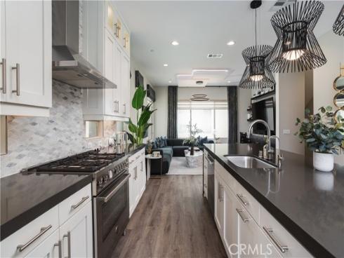 35  Ebb Tide Cir  , Newport Beach, CA