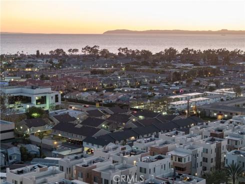35  Ebb Tide Cir  , Newport Beach, CA