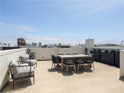 35  Ebb Tide Cir  , Newport Beach, CA