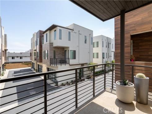 35  Ebb Tide Cir  , Newport Beach, CA