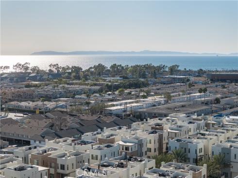 35  Ebb Tide Cir  , Newport Beach, CA