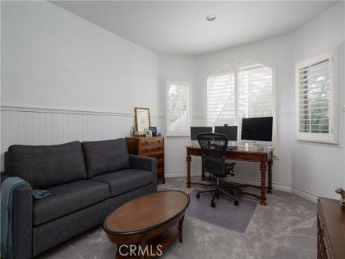 212  Kings Place  , Newport Beach, CA