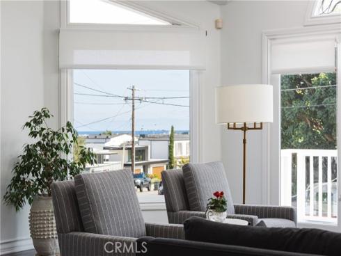 212  Kings Place  , Newport Beach, CA