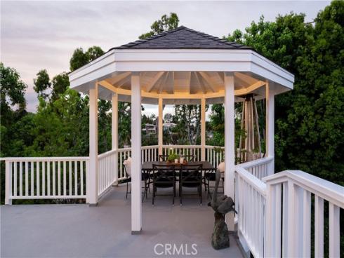 212  Kings Place  , Newport Beach, CA