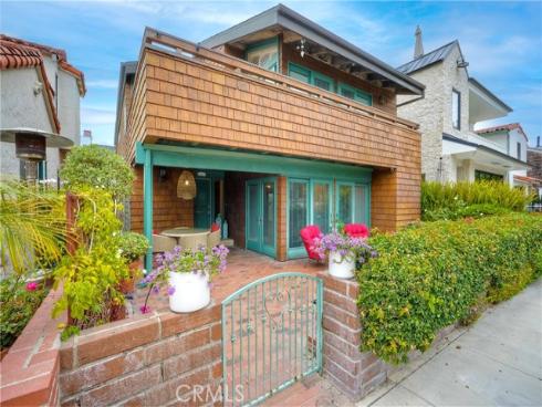 1730  Plaza Del Norte  , Newport Beach, CA